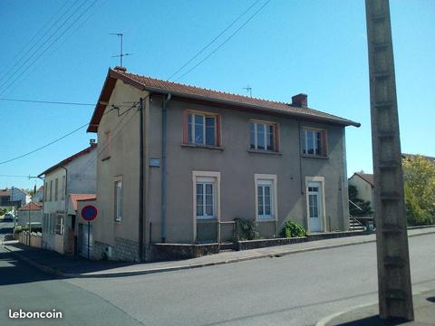 Montceau. Proche centre ville et Gare 5 mn à pied