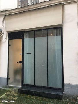 Bureau, cabinet, local 30m2, calme Paris 10eme