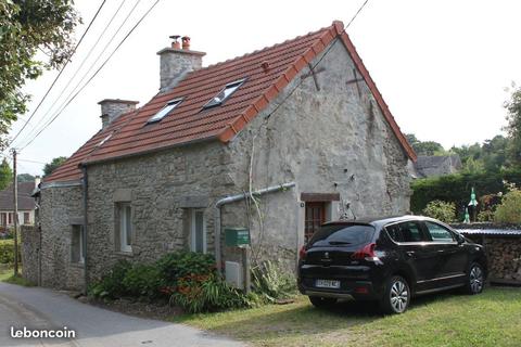 Maison meublée à louer à l'année