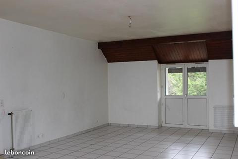 Appartement F4 COURLANS