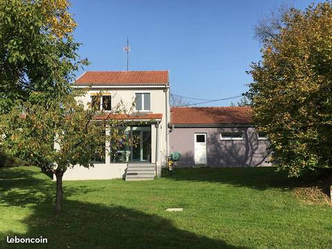 Maison individuelle entièrement renovée