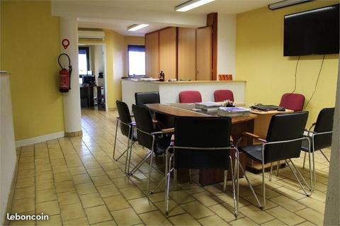 Local bureaux 70 m²