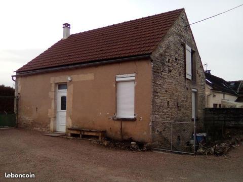 Maison F2 a louer à Joux la Ville