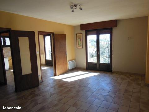 Appartement type F4 ( Salmiech )