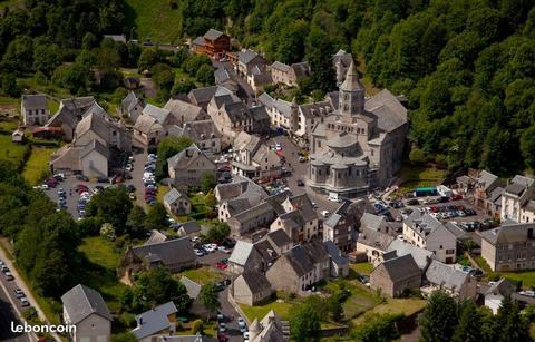 Maisons et chambres d'hôtes exploitées en Auvergne