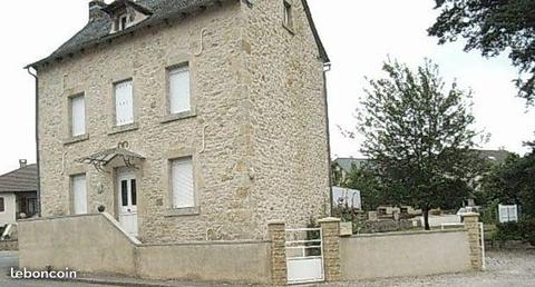 Maison Roussennac T4 (82m2) avec sous sol,garage