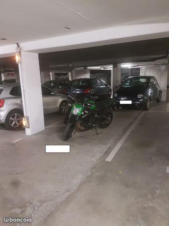 Parking Lyon 7e