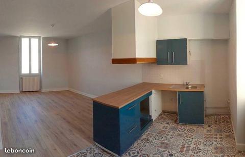 Appartement T3 69m2 rénové centre ville Cahors T 3