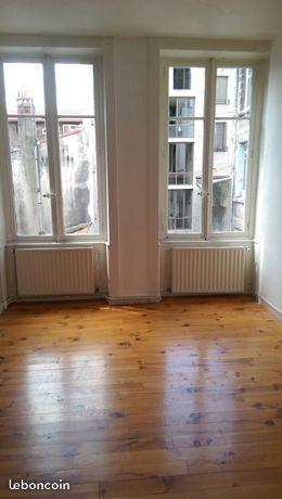 Grand T2 60 M² rue Beaubrun REFAIT