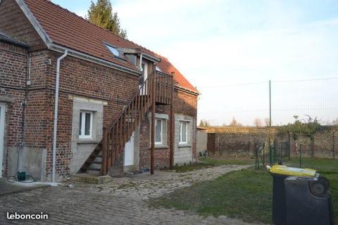 Maisonnette T3 rénovée 75m² avec jardin