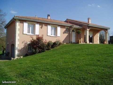 Maison avec grand parc arboré