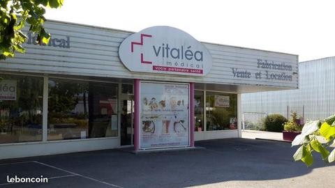 Zone commerciale CAP NORD local d'environ 1400 m2