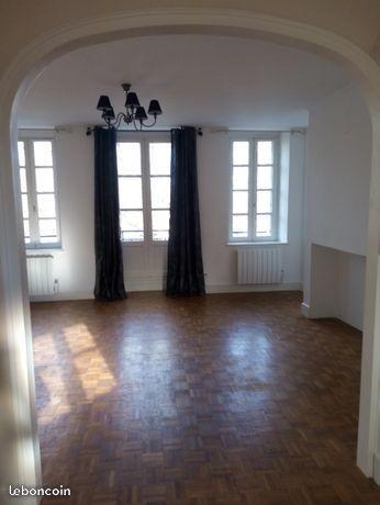 Appartement F3 centre d'Auxerre