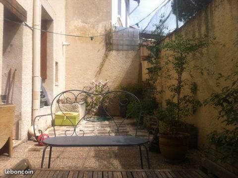 Bel appartement - cour privative