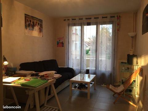 APPARTEMENT 3 pièces 40 m² avec cave et parking