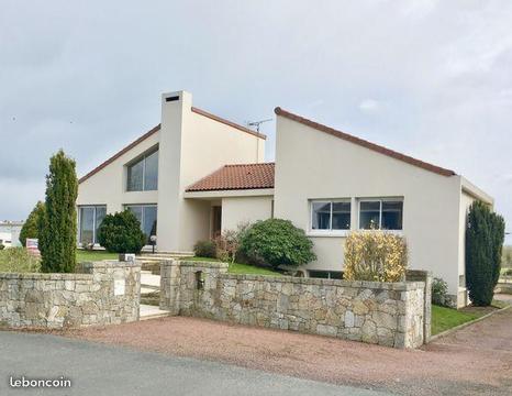 Maison d’architecte à Bégrolles en Mauges