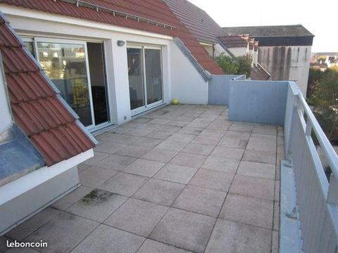 Appartement attique de 81 m2 et terrasse de 25 m2