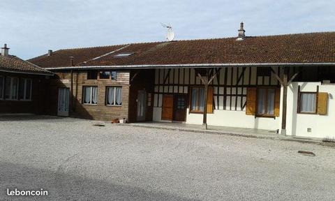 Maison + chambres d'hotes ou gite