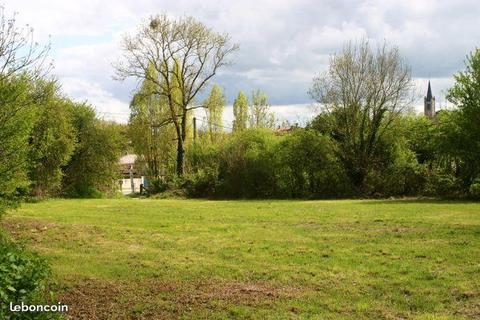 Terrain à bâtir 2 300 m2 proche Marais Poitevin