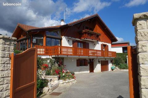 Villa GIRAUD très lumineuse et beaucoup de charme