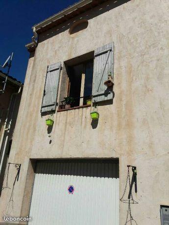 APPARTEMENT DANS MAISON DE VILLAGE