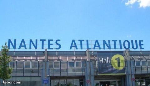 Parking à 3 minutes Aéroport Nantes + transferts