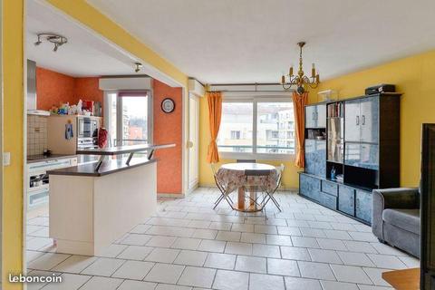 Appartement traversant T4