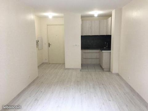 Appartement 1 pièce 25m2 + parking sous-sol