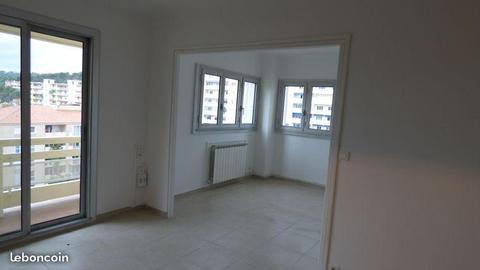 Toulon ouest Appartement refait