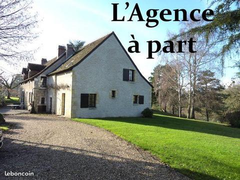 Maison T7 de 270 m2 sur grand terrain