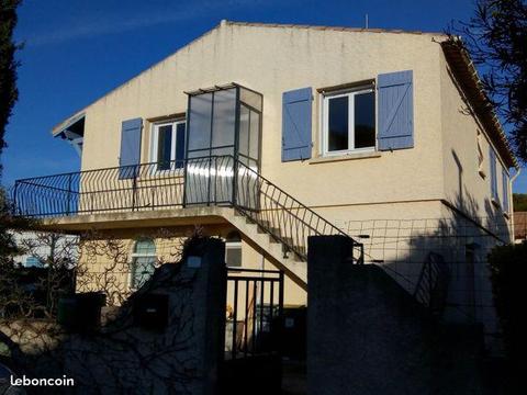 Appartement a l'etage d'une maison individuelle