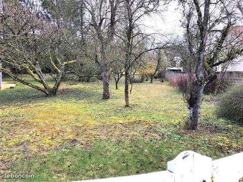 Terrain 684 m² Pont Sur Yonne