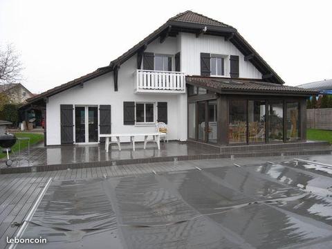 Grande maison rénovée de 170 m2 avec piscine