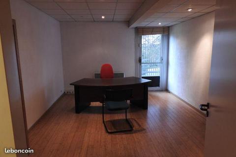 Bureau de 20m2 à louer Avenue de Brogny