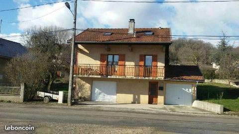 Maison 112 m carrés avec terrain et cabanon