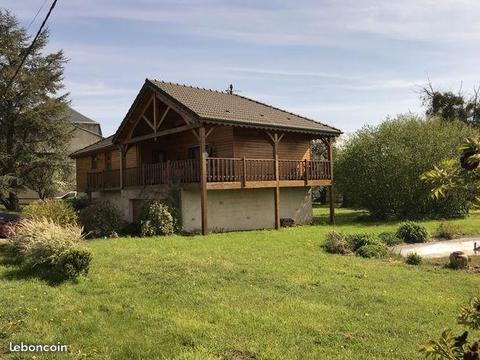 Chalet en bois individuel sur 65 ares de terrain