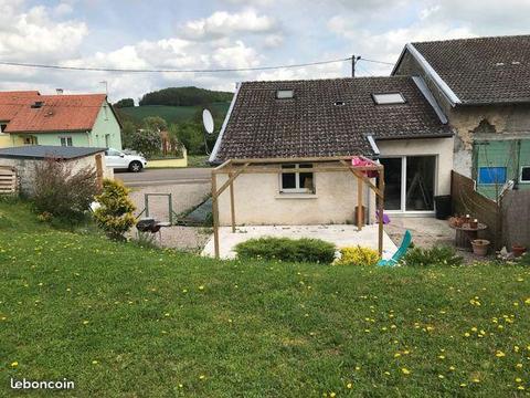 A saisir maison de village Axe Nancy Épinal