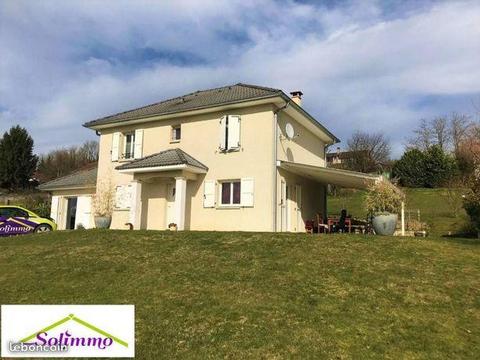 Villa 7 pièces 147 m²