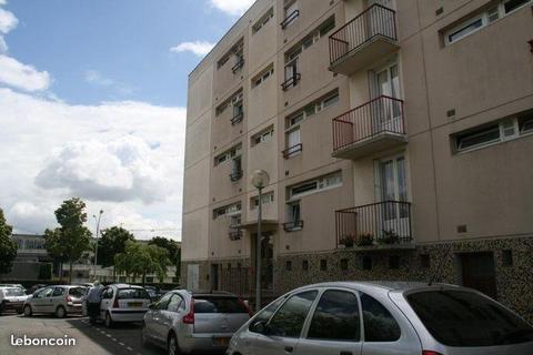 3 chambres - Face à la faculté de Rennes 2