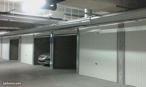 Loue garage 13 m2 132 Av. Salengro VILLEURBANNE