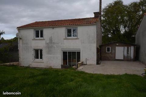 Maison à rénover VOLCLAIR Immobilier