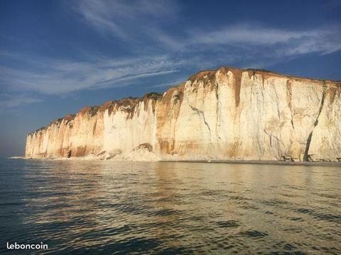 F2 Petites-Dalles, front de mer