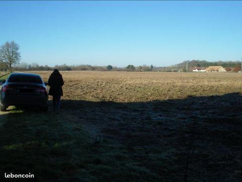 Terrain constructible 1175 m2 prés de Contres