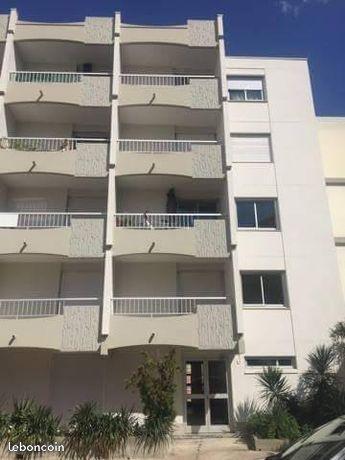 Beau t2 residence securisee parking prive + cave