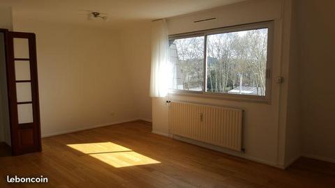 Appartement T3 de 80m²  Centre Ville - Arsonval