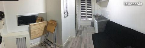 Studio 10 m2 place de Clichy