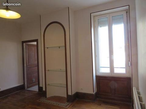 Chalon F2 34 m² entièrement rénové : 380 €