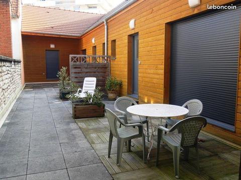 Appartement 69 m2 refait à neuf avec terrasse