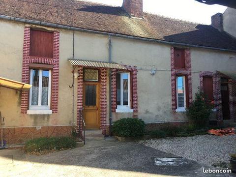 Maison de ville type 3 - cour et grange