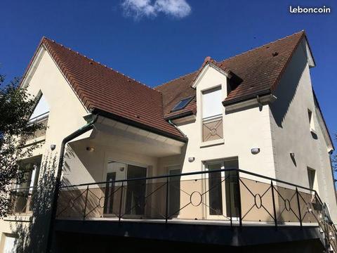 Grande et belle maison etat neuf banlieue Dijon